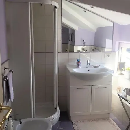 Lovely Independent Mini-apartment In * 罗马